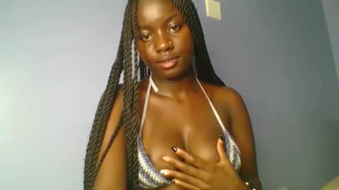 Snapshot of cutie_choco chatting on 12-13-25, 07:53 cutie_choco online show from 12-13-25, 07:53