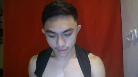 Snapshot of cutie_hunk69 chatting on 06-14-26, 02:46 cutie_hunk69 online show from 06-14-26, 02:46