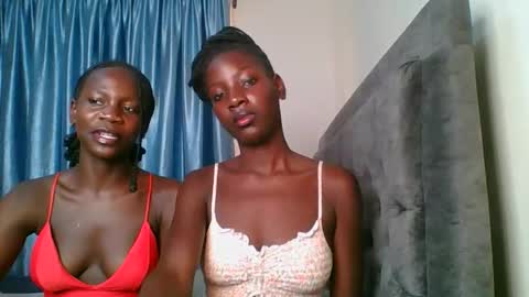 Snapshot of cutie_liqy chatting on 12-19-25, 10:00 Liqy online show from 12-19-25, 10:00