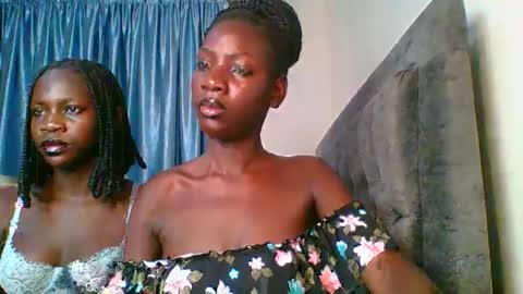 Snapshot of cutie_liqy chatting on 12-20-25, 10:55 Liqy online show from 12-20-25, 10:55