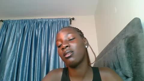 Snapshot of cutie_liqy chatting on 01-07-26, 10:12 Liqy online show from 01-07-26, 10:12