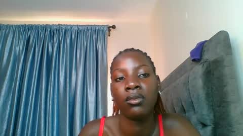 Snapshot of cutie_liqy chatting on 01-09-26, 11:24 Liqy online show from 01-09-26, 11:24