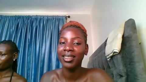 Snapshot of cutie_liqy chatting on 01-11-26, 12:21 Liqy online show from 01-11-26, 12:21