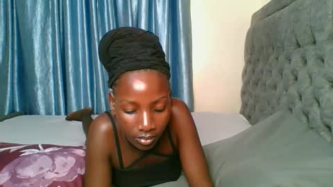 Snapshot of cutie_liqy chatting on 01-15-26, 10:53 Liqy online show from 01-15-26, 10:53