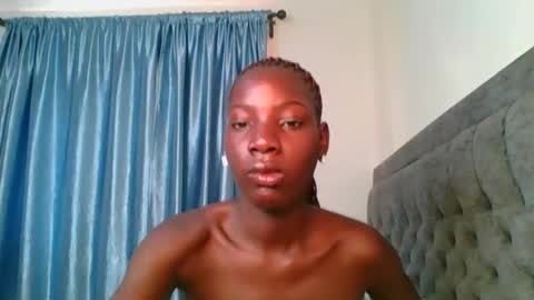 Snapshot of cutie_liqy chatting on 02-20-26, 09:10 Liqy online show from 02-20-26, 09:10