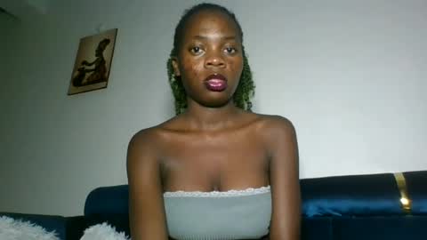 Snapshot of cutie_plush chatting on 07-25-26, 07:33 cutieplush online show from 07-25-26, 07:33