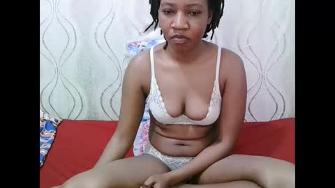 Snapshot of cutie_sally chatting on 09-16-25, 10:44 cutie_sally online show from 09-16-25, 10:44