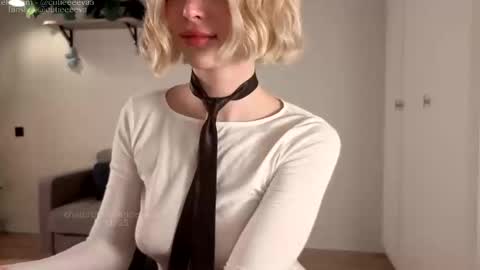 E online show from 11-05-25, 04:29