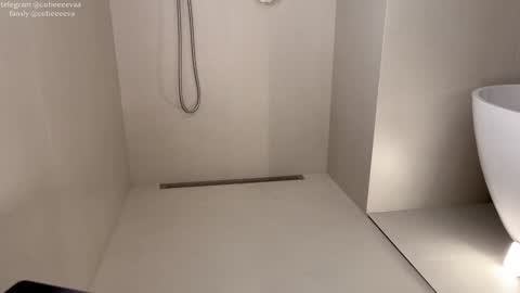 E online show from 03-23-26, 02:32