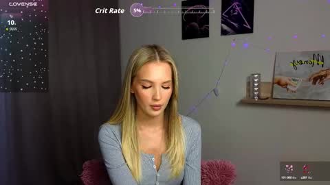 cutiefull_lion online show from 09-17-25, 05:53