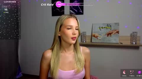 cutiefull_lion online show from 09-29-25, 05:45