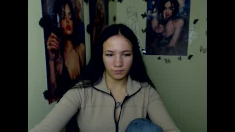 Emma online show from 11-04-25, 01:32