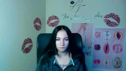 Emma online show from 05-11-26, 05:57