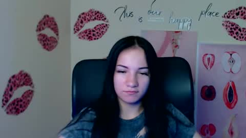 Emma online show from 05-13-26, 06:11