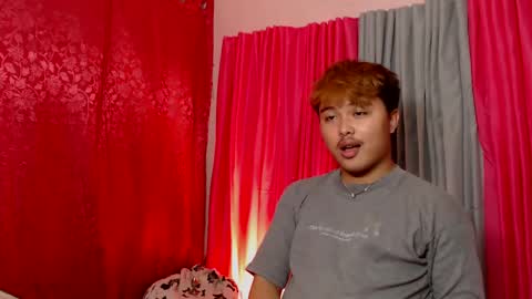 Snapshot of cutiepiejhon chatting on 02-03-25, 09:29 cutiepiejhon online show from 02-03-25, 09:29