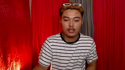 Snapshot of cutiepiejhon chatting on 02-08-25, 02:04 cutiepiejhon online show from 02-08-25, 02:04