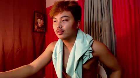 Snapshot of cutiepiejhon chatting on 03-08-25, 03:17 cutiepiejhon online show from 03-08-25, 03:17