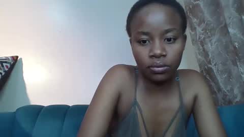 cutiequeen2 online show from 09-11-25, 04:40