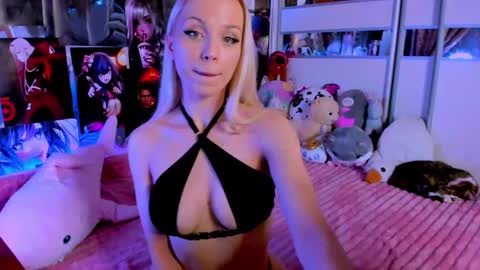 Nora online show from 01-28-25, 12:26