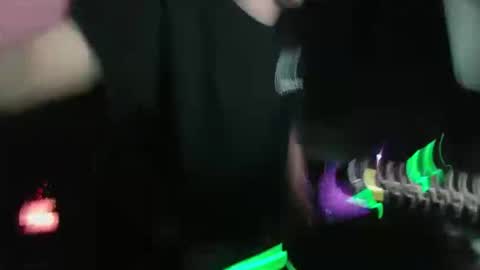 Snapshot of cw1ss chatting on 10-22-25, 02:28 cw1ss online show from 10-22-25, 02:28