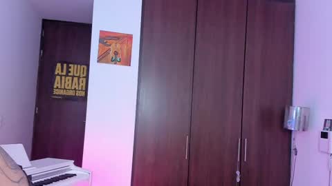 Cyan online show from 02-23-25, 11:47