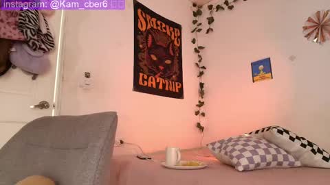 Camila online show from 10-29-25, 04:09