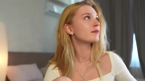 EMILY online show from 10-20-25, 01:11