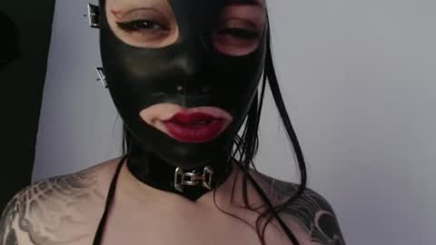 cyberleash online show from 02-10-26, 08:24