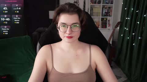 Helen Blossom online show from 01-05-25, 06:56