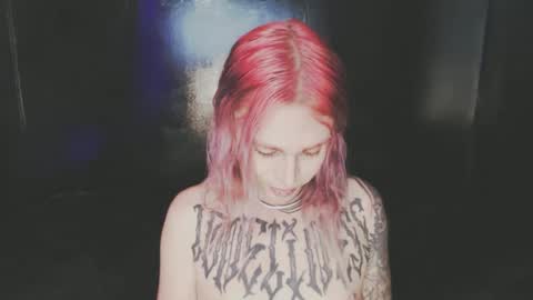 Nikki online show from 10-11-25, 03:28