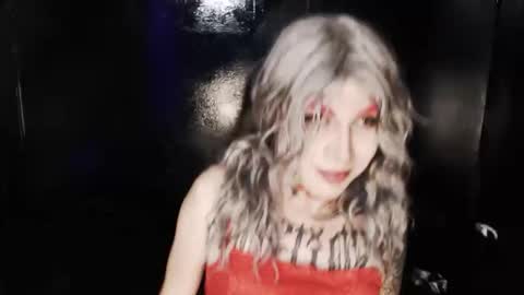 Nikki online show from 05-15-26, 10:50