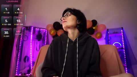 Lily Goddess online show from 10-30-25, 08:05