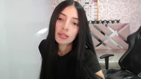 Snapshot of cynthia_ch chatting on 10-29-25, 03:31 CINTIA ARAUJO online show from 10-29-25, 03:31