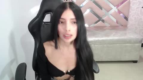 Snapshot of cynthia_ch chatting on 10-30-25, 03:08 CINTIA ARAUJO online show from 10-30-25, 03:08