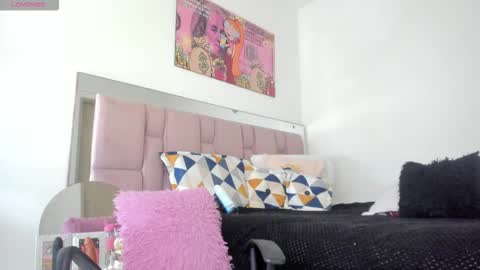 Snapshot of cynthiaa33 chatting on 03-03-26, 06:47 cynthiaa33 online show from 03-03-26, 06:47