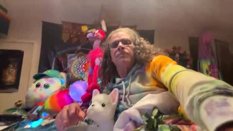 Andrew Thomas online show from 10-27-25, 06:06