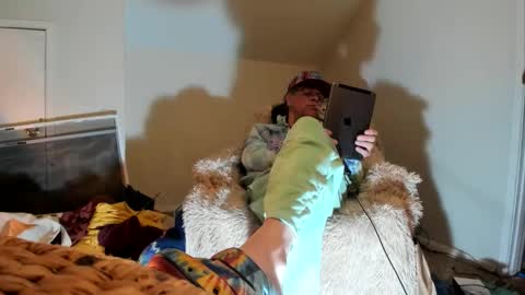 Andrew Thomas online show from 11-25-25, 09:20