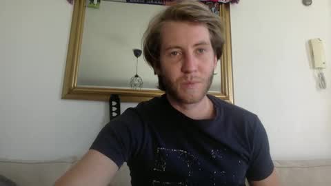d3nnis_123 online show from 02-18-25, 10:38