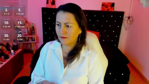 Mia  online show from 01-25-25, 11:23