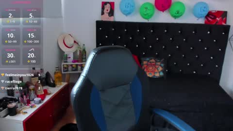 Mia  online show from 02-04-25, 06:49