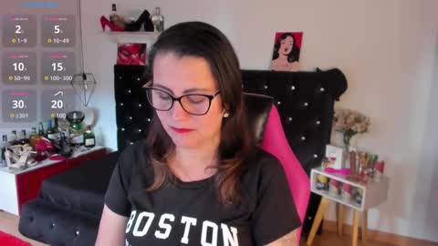 Mia  online show from 02-21-25, 12:17