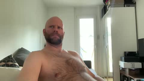 Snapshot of da_flows chatting on 05-07-26, 02:00 da_flows online show from 05-07-26, 02:00