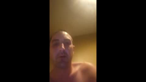 Snapshot of da_man411212 chatting on 03-17-26, 04:50 da_man411212 online show from 03-17-26, 04:50