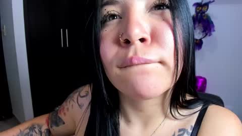 Ailyn  online show from 02-18-25, 04:37