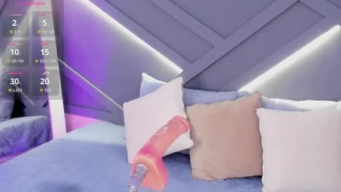 Daphne online show from 02-09-26, 03:16