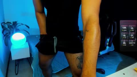 Snapshot of daarkomalfoy chatting on 10-14-25, 08:31 Mauricio online show from 10-14-25, 08:31