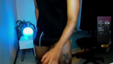 Snapshot of daarkomalfoy chatting on 11-10-25, 08:41 Mauricio online show from 11-10-25, 08:41