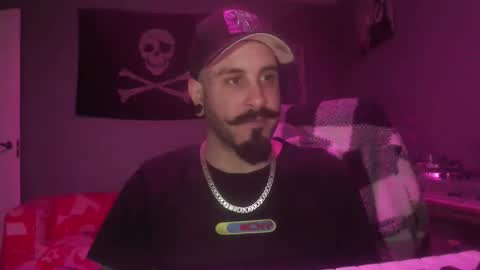 Snapshot of dabirdfree chatting on 04-19-26, 01:16 Destroyer online show from 04-19-26, 01:16
