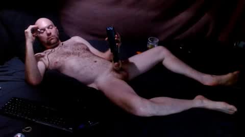 Snapshot of dadbodtsmkntinycock chatting on 09-20-25, 01:01 DadBodTsmknPrv online show from 09-20-25, 01:01