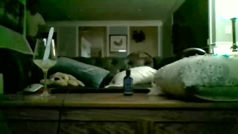 Snapshot of dadddyslilslxtxx chatting on 11-11-25, 05:29 cumslutangel online show from 11-11-25, 05:29